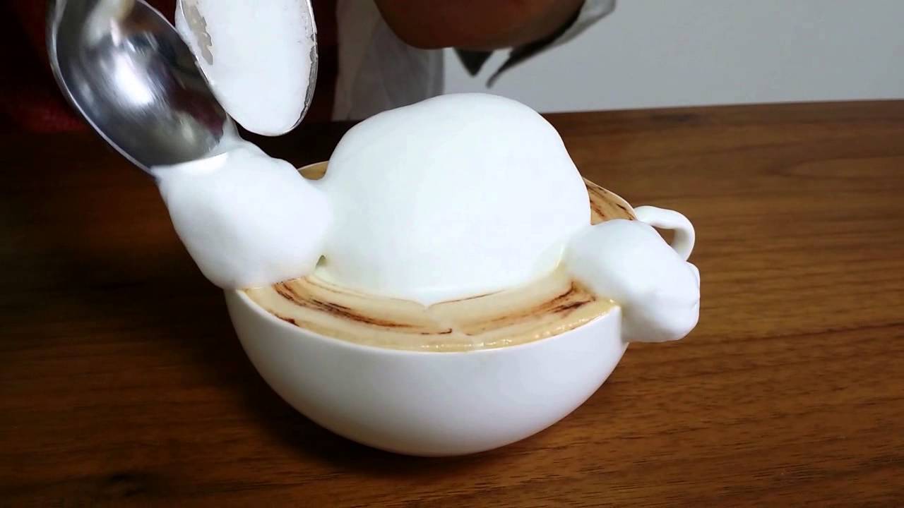 #本日の暇カプチーノ、『３Ｄジバニャン』。妖怪ウォッチ ラテアート Latteart - YouTube