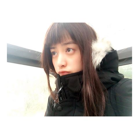 山本美月、“ぱっつん前髪”を披露 「オン眉」に絶賛の声が殺到