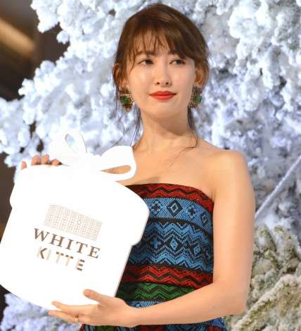 こじはる、最後の紅白出場を懇願「ご祝儀で投票して」 | ORICON STYLE