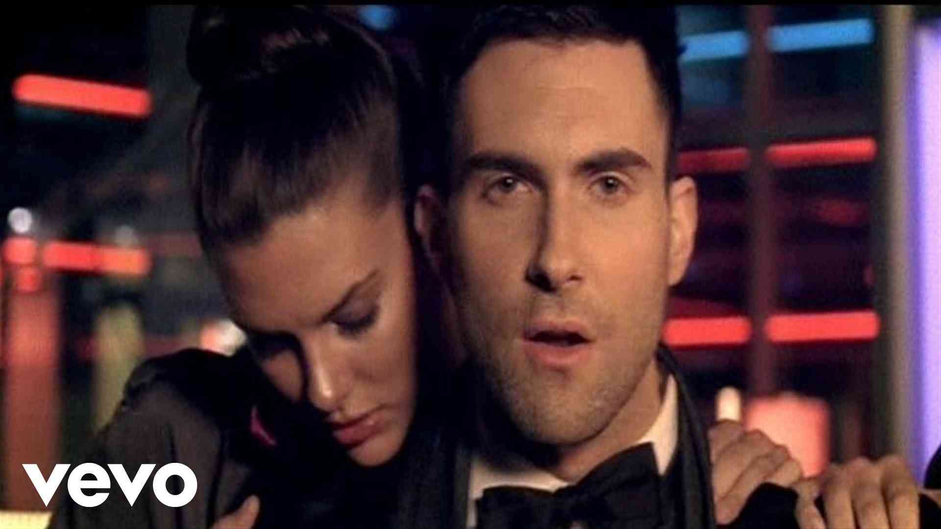 Maroon 5 - Makes Me Wonder - YouTube