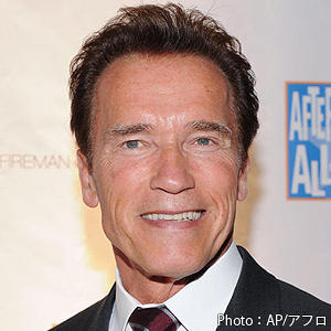 アーノルド・シュワルツェネッガーの長男が「奇跡のイケメン」だと話題に