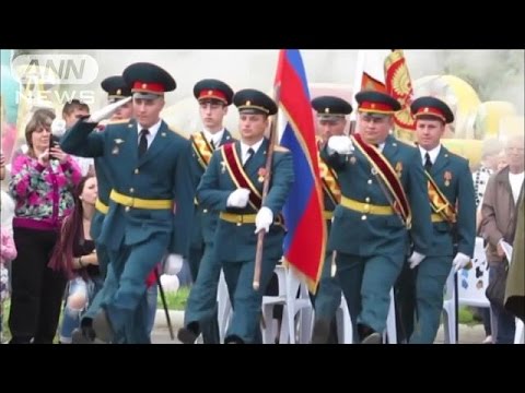 択捉島で初の対日戦勝式典　返還求める日本を牽制(15/09/03) - YouTube