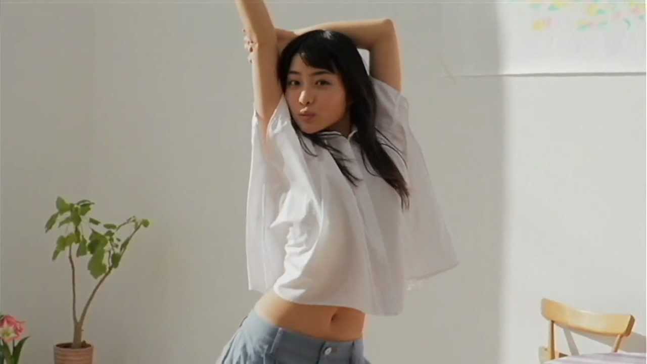石原さとみ、2年連続“なりたい顔”1位に選出