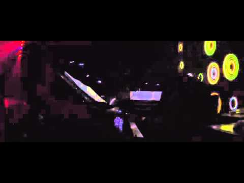 松任谷由実 Yumi Matsutoya 青春のリグレット - YouTube