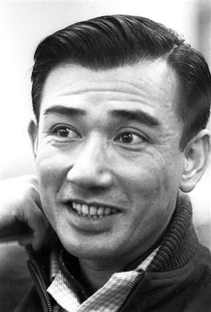 昭和に活躍したカッコいい芸能人の画像を貼りましょう。