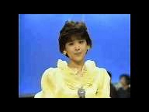 松田聖子 赤いスイートピー - YouTube
