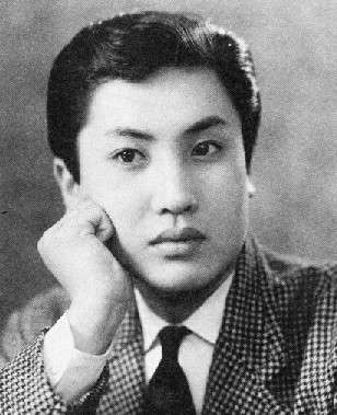 昭和に活躍したカッコいい芸能人の画像を貼りましょう。