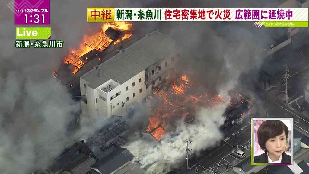 新潟・糸魚川市の商店街で大規模火災　273世帯に避難勧告 