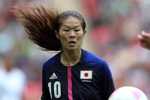 女性は子供を早く産んだ方が勝ち組なの?