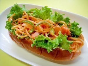 コッペパンに何はさもう～♪