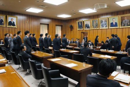 カジノ法案、衆院委可決　野党反発「審議不十分」 - 共同通信 47NEWS