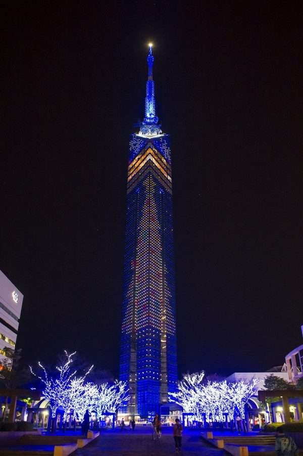 クリスマスツリーの画像を貼っていくトピ
