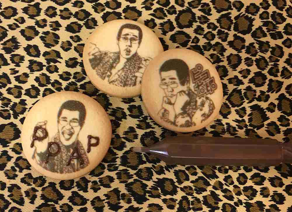 食べられるピコ太郎「PPAPクッキー」が外国人観光客に大好評