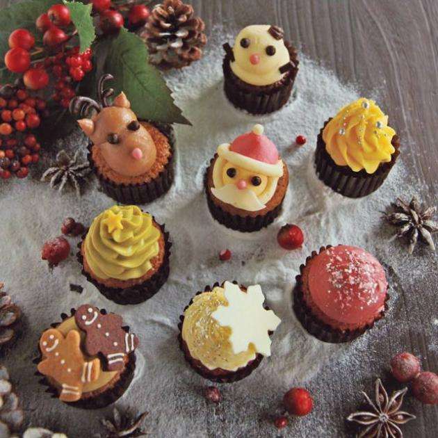クリスマスのケーキ・ご馳走の画像いっぱい