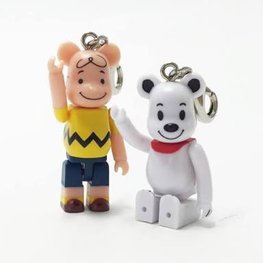 いろんなコラボ商品を貼ろう