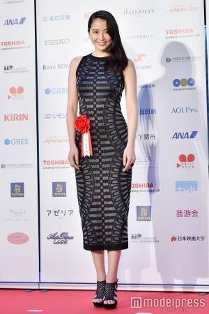 長澤まさみの左手薬指に指輪 関係者が語った真相