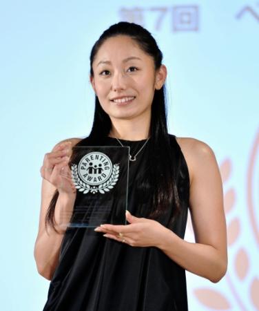 安藤美姫さん、ハビエル・フェルナンデス選手との結婚に前向き！娘の父親は「複雑なのでアレですけど」