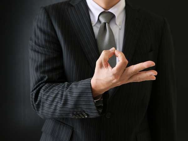 既婚男性、独身がうらやましい点1位は「お金が自由」 