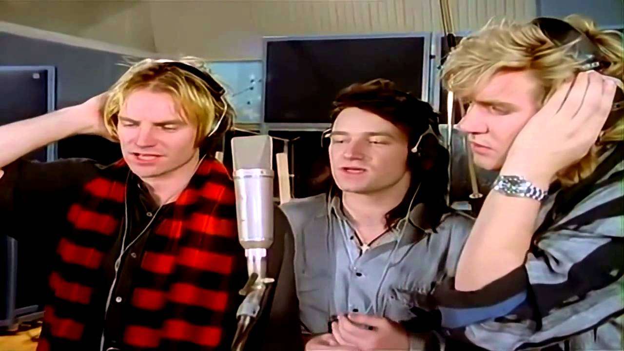 Do They Know It's Christmas / Band Aid - YouTube