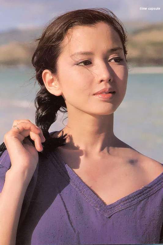 多岐川裕美の長女・華子、スピード離婚後の現在は「週5」でバイト