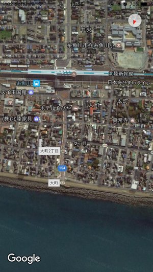 新潟・糸魚川市の商店街で大規模火災　273世帯に避難勧告 