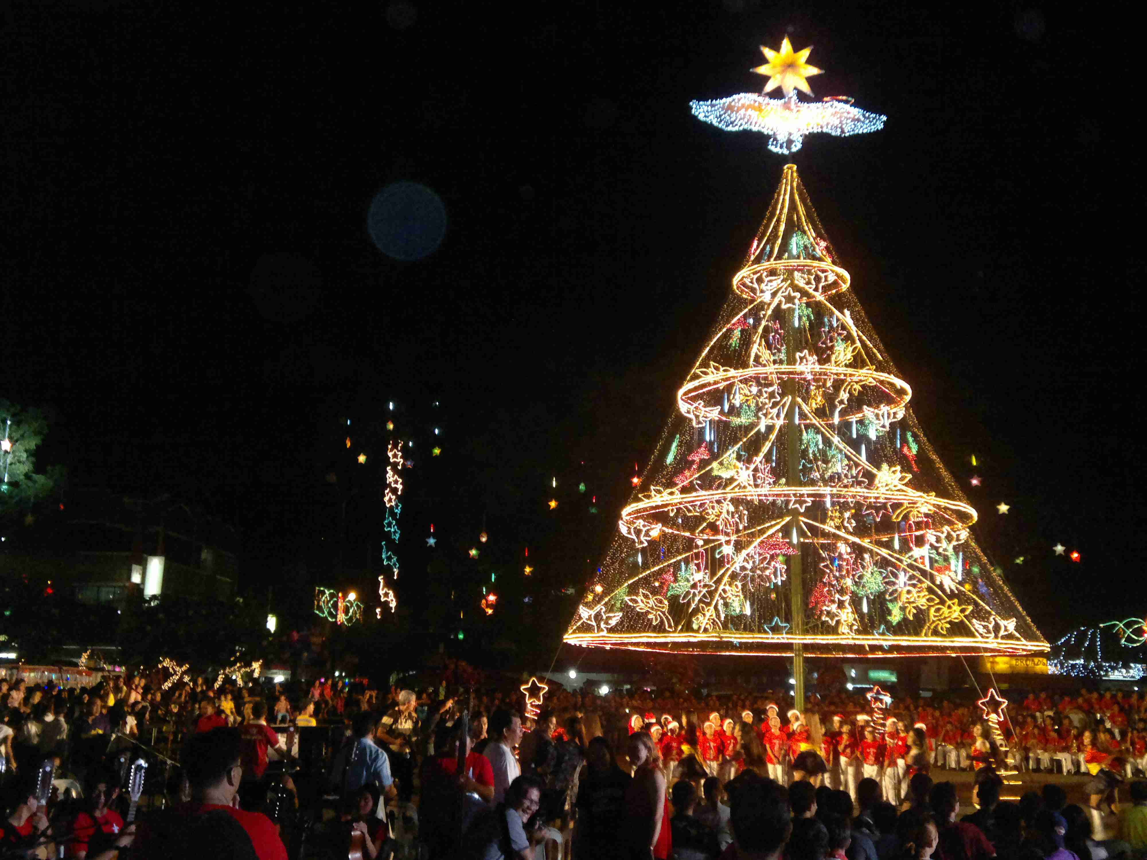 クリスマスツリーの画像を貼っていくトピ