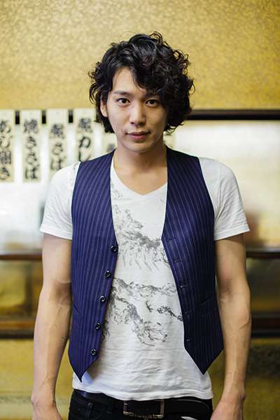 「テニスの王子様」など出演の俳優・磯貝龍虎、女性歌手QBLと結婚していた！誤投稿で発覚、“異例”の謝罪 