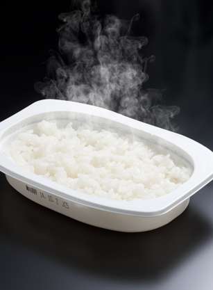 国産パックご飯10万食、中国人観光客に無料で配布「中国向けのコメ輸出増加につなげたい」