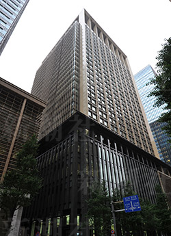 櫻井翔の父、桜井俊氏が三井住友信託銀行の顧問に 郵貯がつないだ縁？ - ライブドアニュース