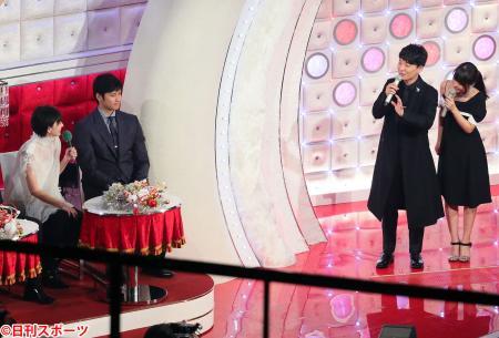 星野源「恋」で新垣結衣は控えめ恋ダンス／紅白（日刊スポーツ） - Yahoo!ニュース