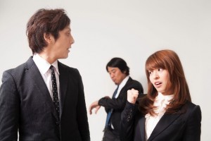 40代おっさんのアニメ・マンガ談義がウザい…「若いから知らないか～」知らないことを非常識かのように責められる