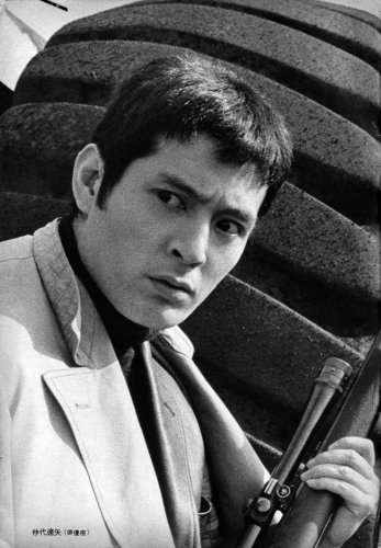 昭和に活躍したカッコいい芸能人の画像を貼りましょう。