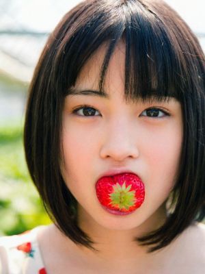 食べてる女の子の画像