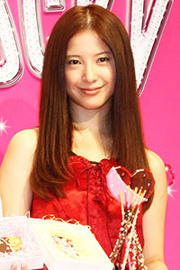 「お友達？は？笑わせんな」関ジャニ∞・大倉忠義と吉高由里子のバリ島旅行報道で大炎上！