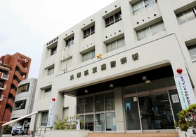 神戸新聞NEXT｜事件・事故｜帰省の孫の世話巡りケンカ　通報され包丁手に激怒