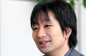 「日本死ね」紹介でおなじみ駒崎弘樹さん　家電量販店でAmazonと同じ値段にしてもらったとツイートし炎上