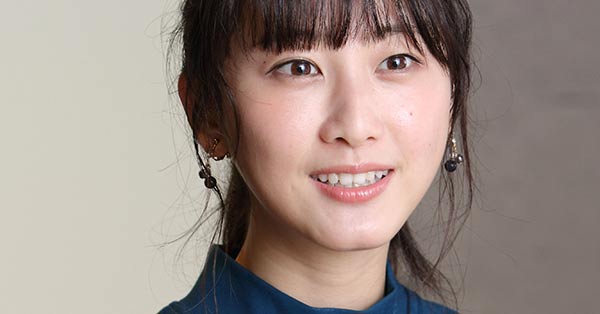 松井玲奈「アイドル辛かった」卒業までの苦悩と夢を告白 - 女性自身［光文社女性週刊誌］