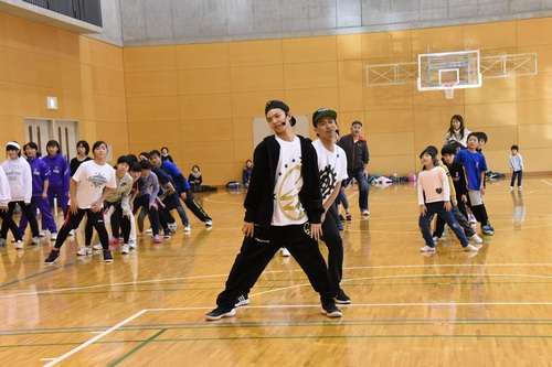 EXILE佐藤大樹“ダンスの先生”に充実の表情