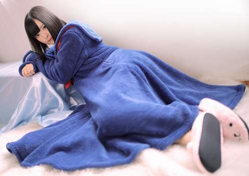 セーラー服型パジャマに“着る毛布”タイプが登場