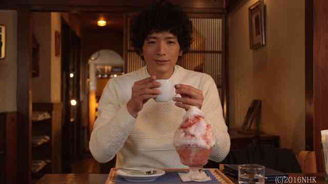 年末年始のスペシャル番組を教え合う。
