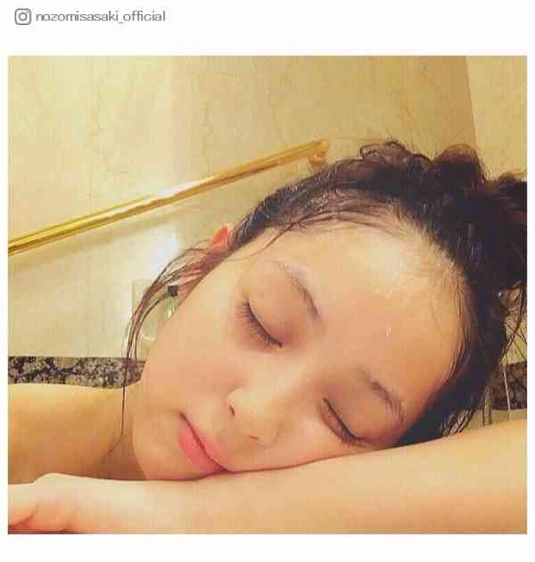 佐々木希、“汗だく”入浴ショットに「すっぴん？」「反則級」コメント殺到 - モデルプレス