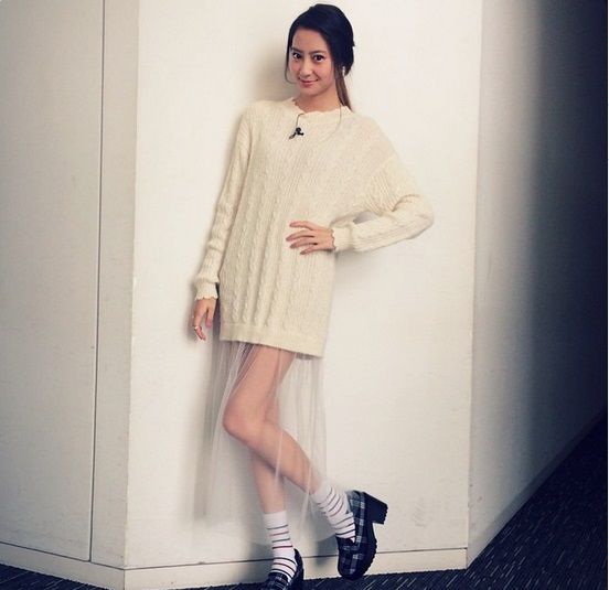 河北麻友子、バービー風の衣装でご満悦 25歳の抱負は「現状維持」