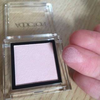 今まで使ってきたアイシャドウで一番良かったもの！