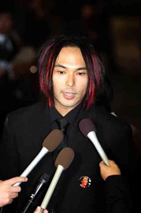   桑名正博「お金を使い切ってた」長男・美勇士、葬儀で明かす | わんわんお！