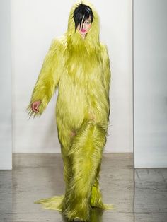 自分の私服に近い画像を載せるトピ