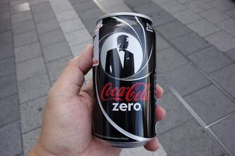 いろんなコラボ商品を貼ろう