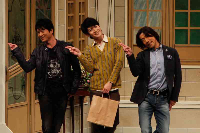 岸谷五朗、香夫人と結婚後ステージ初共演　プリプリ名曲に「やりにくい」