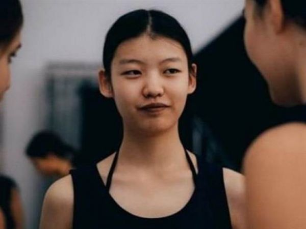 辛辣な反応も…欧米人絶賛のアジアンビューティーは16歳の中国人少女