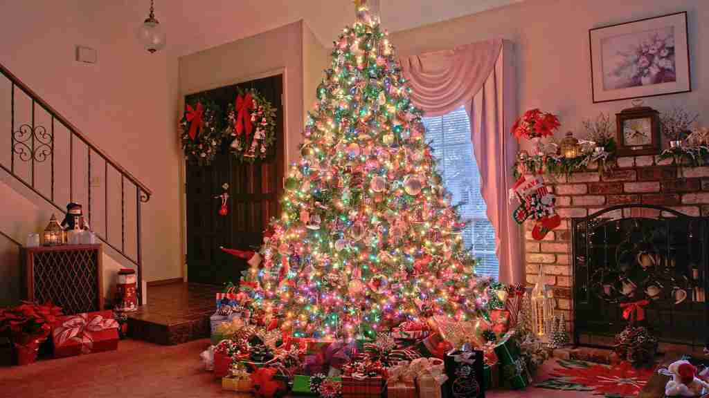 クリスマスツリーの画像を貼っていくトピ