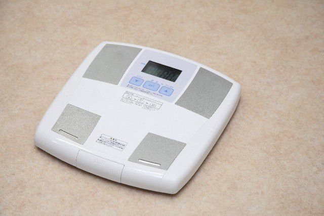 クリスマス終わったから現実に戻って体重計に乗ろう！